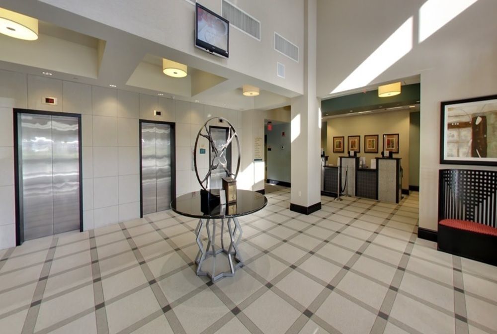 Doubletree By Hilton Pittsburgh Monroeville Convention Center Exterior photo